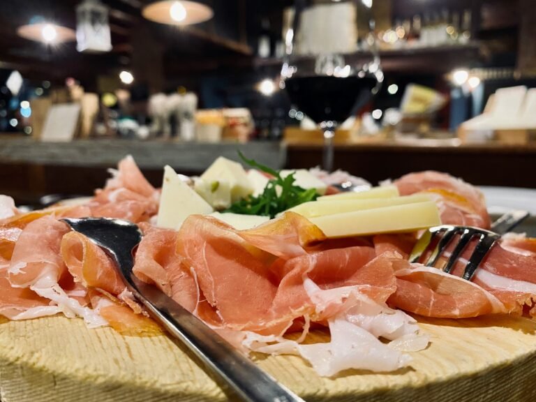 The Ultimate Bologna Aperitivo Guide: Best Bars, Spritz & Local Rules (2026)